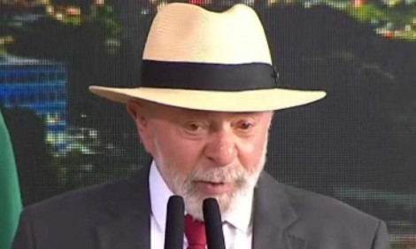 Lula dá o 1º indício de que vai “arregar”