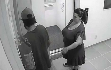 Professora mata marido com facada após discussão e acaba presa (veja o vídeo)