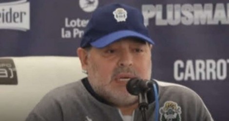 Julgamento pela morte de Maradona é retomado na Argentina