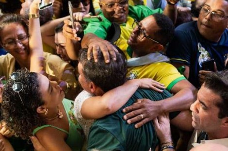 Flávio publica "textão", manda importante recado a apoiadores e assume toda a responsabilidade