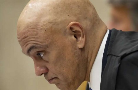 Moraes é encurralado!