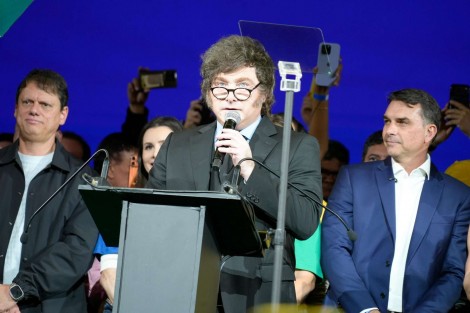 Com um poderoso discurso Javier Milei faz uma convocação ao povo brasileiro