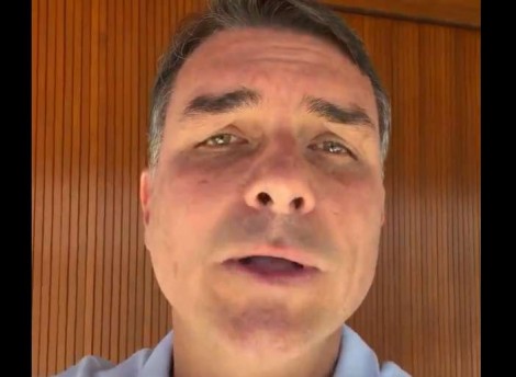 Flávio faz promessa que pode mudar completamente a eleição