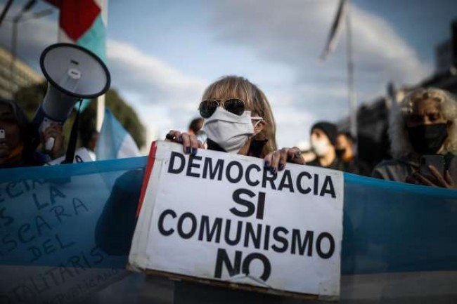 Argentinos protestam, mas trouxeram Kirchner de volta - Reprodução 
