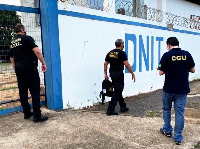 Polícia Federal cumpre mandados de busca e apreensão contra suposta fraude em contratos do Dnit — Foto: Polícia Federal/Divulgação