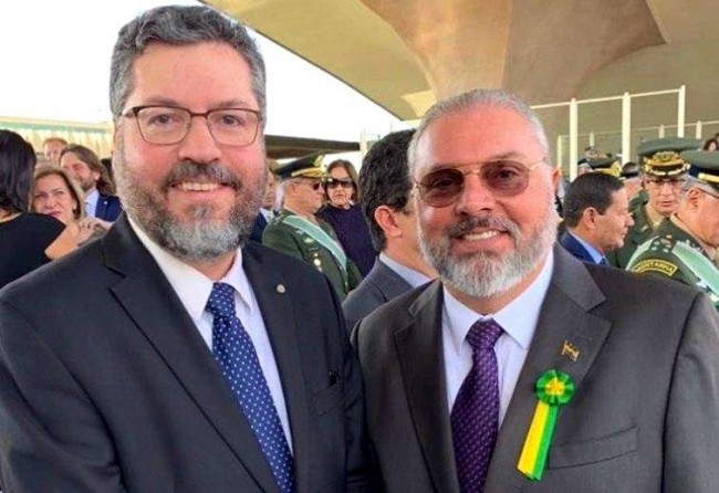 Ernesto Araújo e André Henrique Gomes da Fonseca