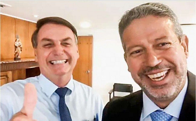 O presidente Bolsonaro e o novo presidente da Câmara, Arthur Lira - Reprodução internet