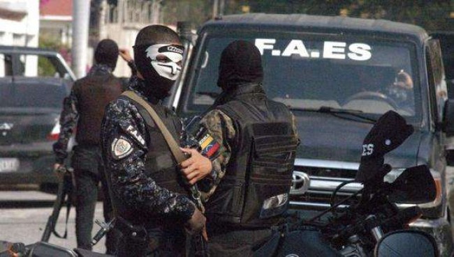 Forças de segurança venezuelanas nas ruas contra as gangues - Reprodução internet