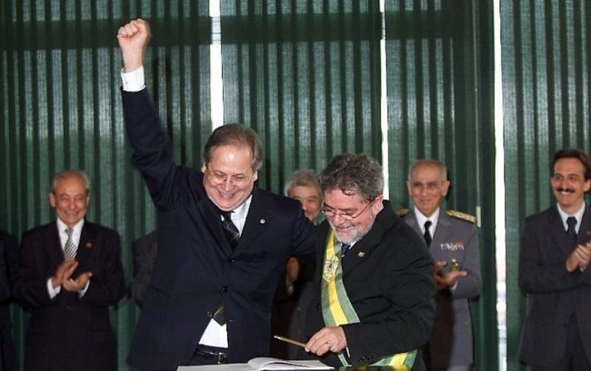 Dirceu e Lula em 2003 - Reprodução internet