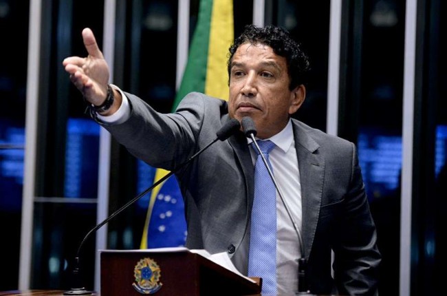 Magno Malta: nome na lista de Moraes e resistência se receber um mandado - Reprodução internet