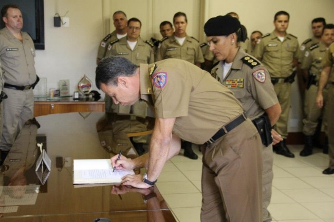 Cel. Cláudia no ato de posse do comando da 1ª Região de Polícia Militar de Minas Gerais 