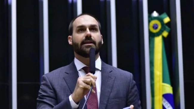 Eduardo Bolsonaro desafia delegado Fabio Shor e ridiculariza jornalista Guilherme Amado