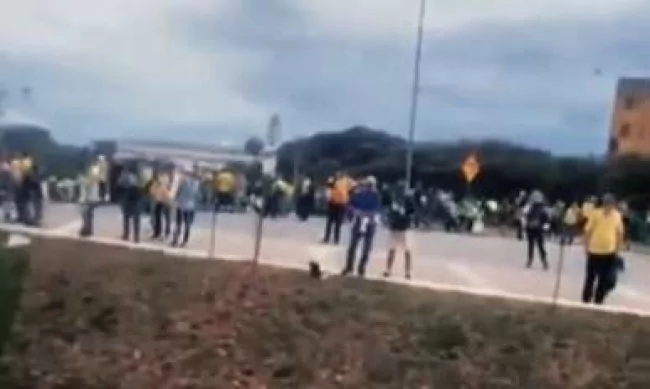 Uma inesperada e corajosa homenagem a presos pelo 8 de janeiro