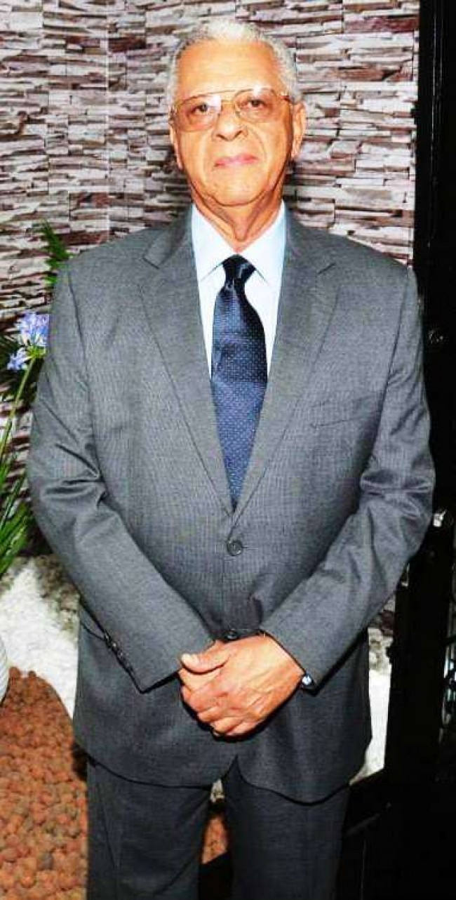 Coronel José Maria de Oliveira - Presidente da AME/RJ.